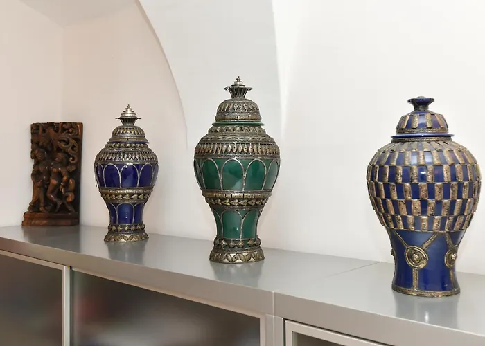 Apartament Neoclassical Luxury *