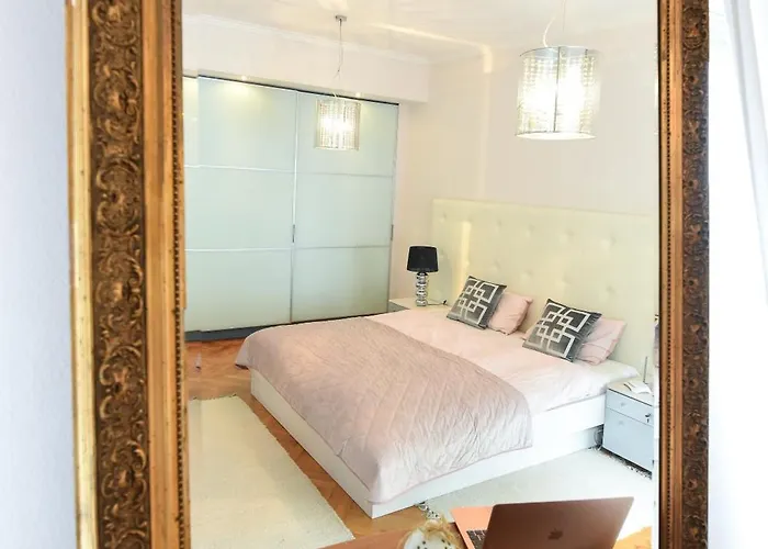 Апартаменты Neoclassical Luxury *