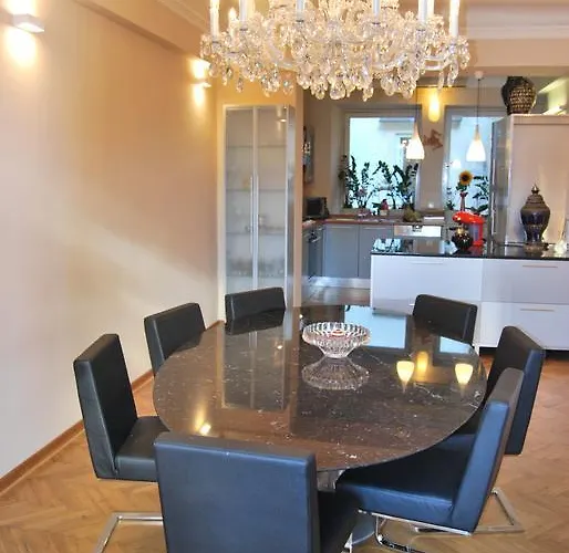 Neoclassical Luxury Любляна