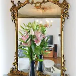 Neoclassical Luxury * リュブリャナ